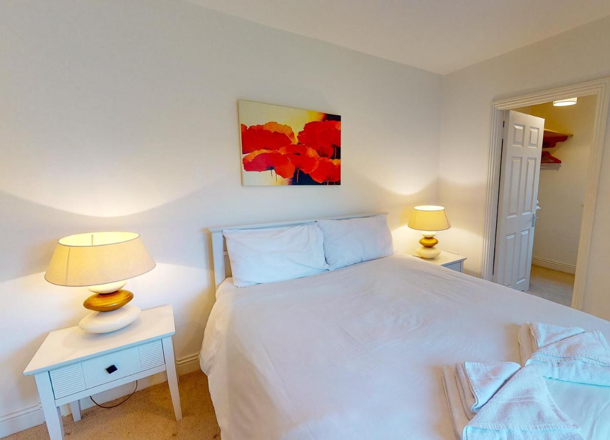 Lakeside Holiday Homes - Type B By Trident Holiday Homes Killaloe Extérieur photo